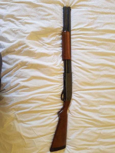 Remington 870 Pump Action, This Remington 870 Magnum pump action shotgun with extended ammunition tube is in great condition and an absolute bargain at the price.