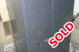 -----SOLD-----    Double door safe, -----SOLD-----    Double door 1500x1000x500 rifle safe never used or mounted in 100% new condition in Pretoria. Few boxes in it for space saving. It is new with handles still wrapped. Planned to expand my rifle tellie but selling now and new Sako and Vortex Razor and Vipers to follow soon. It is an excellent safe.