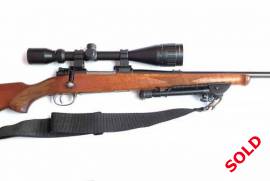 BRNO .270 Winchester rifle FOR SALE, BRNO .270 Winchester hunting rifle with accessories, for sale from dealer.

For more information and to make an enquiry on this firearm, please go to this link:
http://theguntrove.co.za/browse-firearms/brno-hunting-rifle/

The Gun Trove
www.theguntrove.co.za