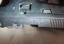 Cz 100, Cz 100 for sale 
9mm
Comes with a custom kydex iwb holster 
3x magazines 

Krugersdorp, Gauteng 