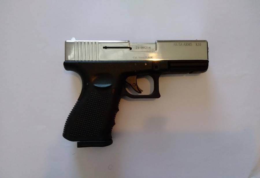 AKSA BLANK Pepper gun (Glock), Brand New in the box Whatsapp or call me 