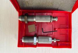 300 H&H Magnum reloading dies, Loaded approximately 300 rounds. Perfect condition. 