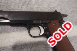 9mm Pistol, 9mm Par pistol in good condition . Make is Star made in Spain.
Call Andries 0825678341