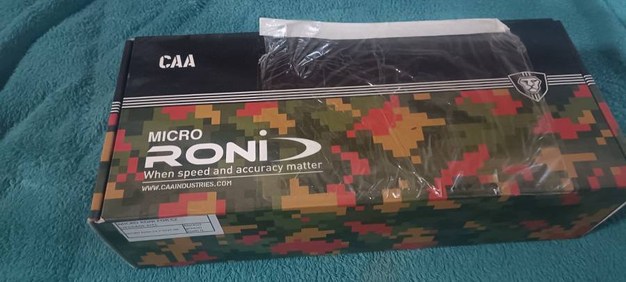 CAA RONI G4 for CZ P07/P09, Micro Roni kit with box, instruction manual, Alan key and flip up sights. Still in great condition. R5500. PUDO R60 to your door.