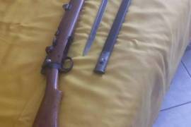 303 BSA, Selling my 303 Rifle.  Gun is still in good condition. Please note that bayonet is not included