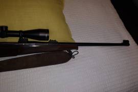 Cz550 magnum 375H&H for sale, Rifle basicly brand new, fired only a few rounds. 5+1 round capacity makes it an reliable hunting and backup rifle! Very accurate!Very nice wooden stock, not a scratch.!!Excluding scope. Including scope mounts and sling... Contact Niel @ 0728947672 (whatsup preferably) 