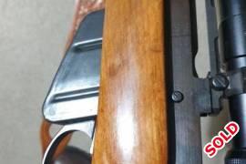 EXCELLENT CONDITIONED .303 HUNTING RIFLE. , SUPERBLY LOOKED AFTER .303 HUNTING RIFLE. BORE IN EXCELLENT CONDITION AND ACTION STILL LIKE NEW.
OVERSIZED BOLTKNOB.
COMES WITH PROPPER SCOPE , LEATHER BELT AND PADED RIFLE BAG.
WELKOM AREA
RIFLE IS HUNT READY.

 