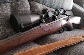 375 CZ H&H, Cz 550 in 375H&H with Minox 2-10x50 scope for sale . Rifle is in as new condition and the perfect caliber for all the bigger game species . A deal not to be missed 