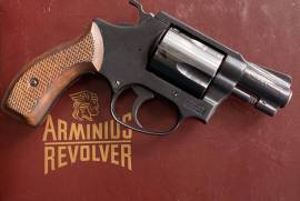 ARMINIUS HW88  9mm Blank / Gas Revolver R3500, ARMINIUS HW88  9mm Blank / Gas Revolver ,
Made in W.Germany Germany collectors item, vintage

In original box with prospect

collectors item, very rare

second hand

In very good condtion
Item sold as is!

Please note , no ammo is included  !

Courier Shipping R 150 at buyers expense and risk 

private sale , no warranty


