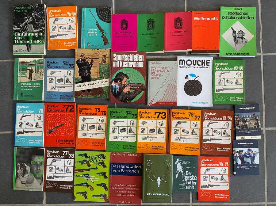 31 German Shooting booklets,catalog 70s/80s (R400), Lot of 31 German Shooting books, booklets, catalogues, vintage 70s,80s, collectors item

shipping fee with the courier guy R 150 at buyers expense and risk

sold as is , no warranty, private sale
