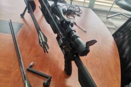 PSE TAC 15 ELITE Crossbow, PSE Tac 15 Elite crossbow in very good condition and hardly used. Comes with a Plano case and 6 brandnew arrows. Cost of everything was R30 000