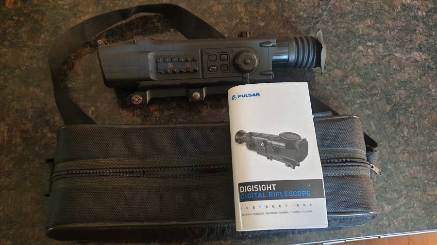 Night Vision, Pulsar Digisight N750 and N550 digital nightvision. Both in good working order. Easy to use and zero. Very effective night vision.