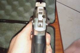 mr , 9mm vector sp1 sport rosegold in coulor for sale, is in very good condition.