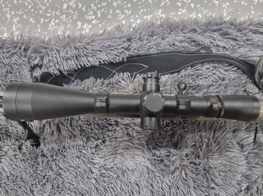 Leupold MArk 4 8.5-25x50mm, Still in good condition reasson for selling not planing on shooting long distans 