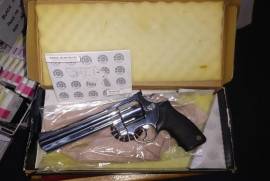 Revolvers, Revolvers, 7 SHOT S/S Taurus .357 MAG, R 17,000.00, Taurus, .357 Mag, Like New, South Africa, Gauteng, Alberton