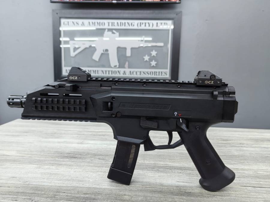 CZ Scorpion Evo 3, a 9x19 calibre semi-automatic carbine with a 7
​​​