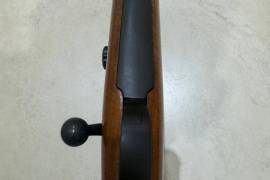 Musgrave .243 Winchester K98., Well looked after .243 with 3 x 9 x 40 Scope. No bumps or scratches. Original Bloemfontein Musgrave. The price includes the rifle and the scope. 