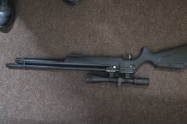 Kral Mega Puncher 2, Kral Mega Puncher 2 with Silencer, Extra Magazine, Pellets and Scope

Gun only no extras R6000