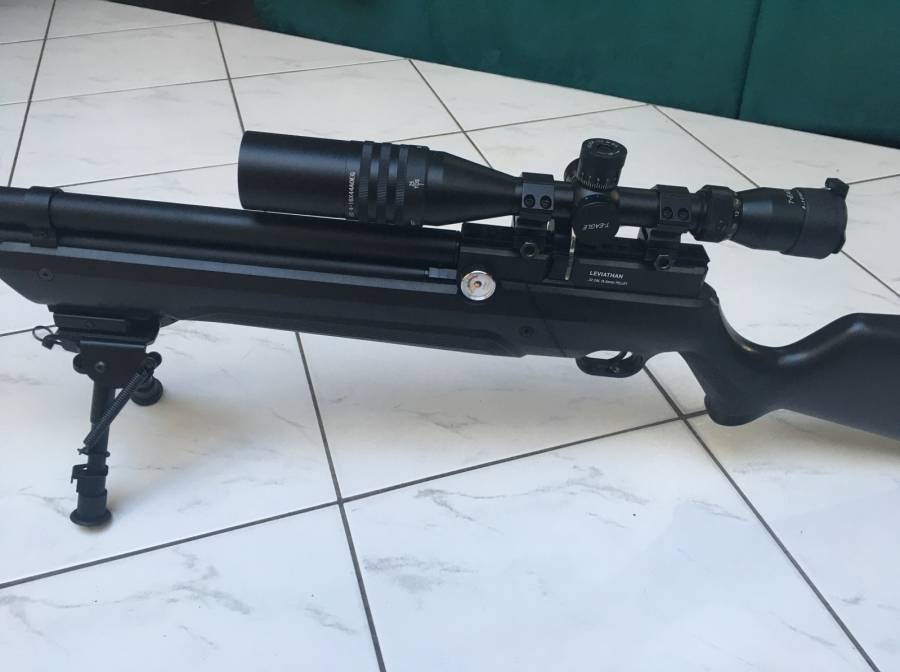 PCP Air Rifle .22 Complete package, Best budget PCP out there.
Accurate with both pellets and slugs.
Includes:
T-Eagle 4-16x44 Scope
Titanium Silencer
Bipod
GX - PCP Compressor