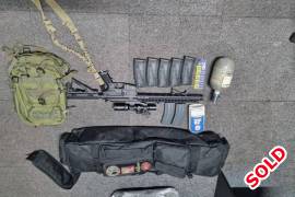 Tipman M4 HPA , Tipman m4 HPA Heavy stock  with 7mags bottle included with scope and Docter red dot Hybrid Scope with carry bag gun can be set from 1.5 Jules to 2.3 for DMR gun is Upgraded with RHop and Mad Bul Barrel I want 10000 for everything as gun is worth much more comes with full bottle of BBs