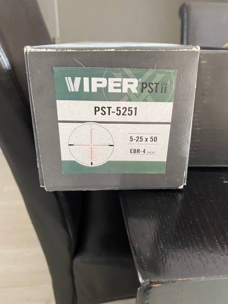 Viper PST-5251 , Scope still in box , new