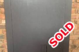 Strong Safe Door, safe door for sale

door size 1900 H x 825 W

Wall opening 1920 H x 850 W

Strong door very good condition , 
paint in very condition.
Including inside panel,(just removed for easy removal)
including brackets to fit to wall.
3 pinds at the back and 4 pins locking infront.
New lock with 2 keys
Collection just east of Pretoria, already removed from the wall.

Easy installation frame.

R11000 or best offer