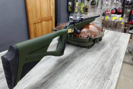 CZ 600 ERGO 30-06, The CZ 600 ERGO hunting rifle is a premium rifle with special emphasis on ergonomics and precision. With its slim barrel and the specially developed stock made of glass fiber reinforced polymer, it not only offers maximum shooting comfort, but also impresses with its high precision.