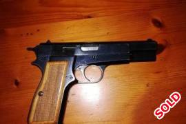 Browning High Power  9mm/p, Pistol still in original condition-Very good condition included 100 rounds.Price neg.