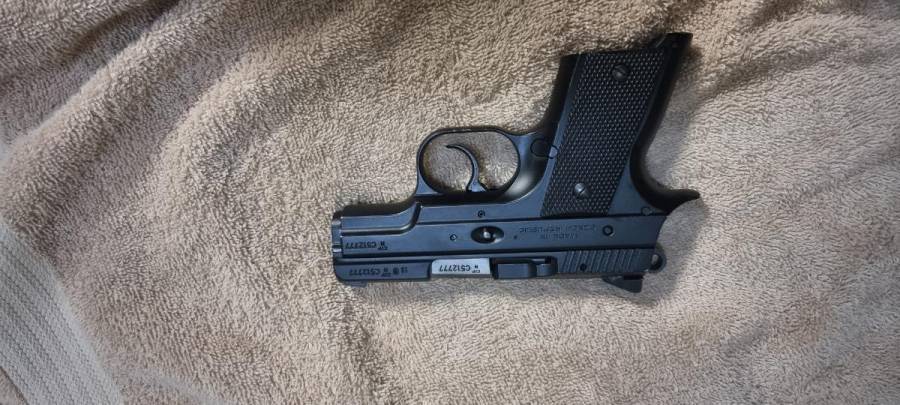 CZ 2075 RAMI , Cz 2075 RAMI
as new,
Shot Less then 50 rounds
compact pistol 
Smallest of the cz 75 series 
Full metal 
2 magazines incl, (1 of which has extension can take up to 14 rounds)