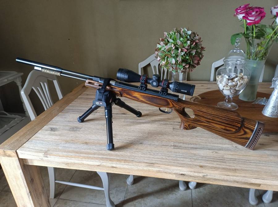 Weihrauch HW97k .20 cal for sale , Selling my Weihrauch HW97k .20 cal/5mm in beautiful custom made stock for R8500 excluding the scope. 
Price is slightly negotiable.
 