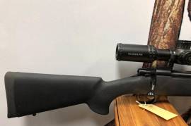 Howa 243, Howa .243 bull barrel
100 shots fired 
shop demo 
with silencer 0 shots fired
stock reinforced and bedding done
30 mm rings , rudolph 2.5-10×50 scope included 