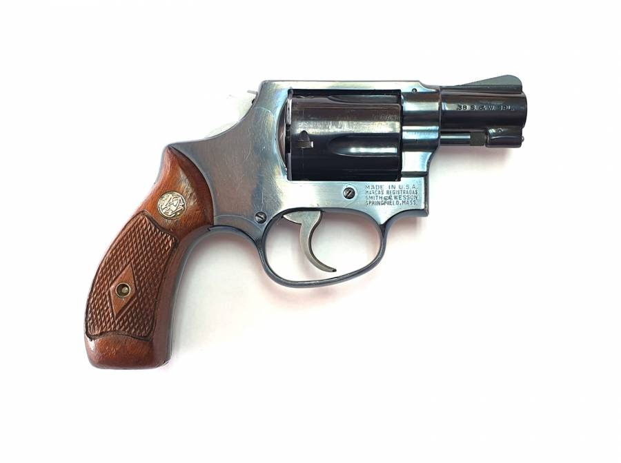 Revolvers, Revolvers, Smith & Wesson Chief's Special FOR SALE, R 2,500. ...