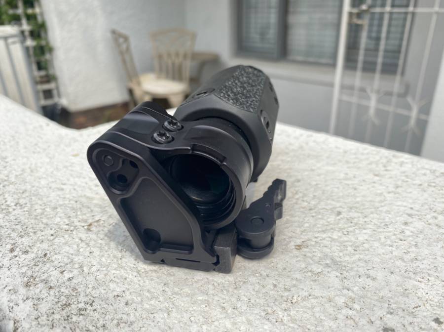 Aimpoint 3X-C Magnifier and Unity FTC mount, Real steel Unity FTC + Aimpoint 3X-C magnifier for sale. Magnifier and mount are in a immaculate condition. Based in Stellenbosch but willing to ship and shipping is included in the price. I'm a bit negotiable on the price.