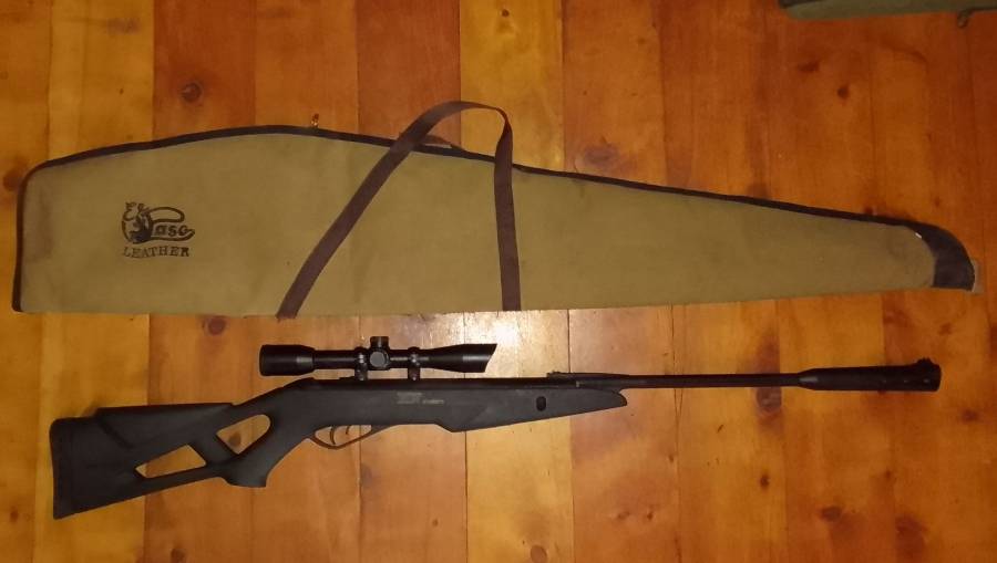 Air rifle , Features
IGT system 
Noise dampener
Rifled barrel
Polymer coated break barrel 
2stage trigger 

Specifications 
Caliber 0.177
Weight 3kg
Length 117cm
Velocity 305m/s

Extras
VISM sniper scope 4x32
El paso leather gun bag
 