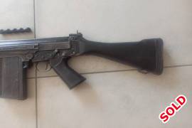 FN FAL, R 23,000.00