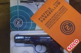 CZ75 "Pre-B", Great condition, still in original box. Spare magazine