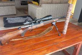 Tikka 25-06 Rem, Tikka 25-06 Rem Rifle, with overbarrel silencer, Bipod, sling, Bushnell 6-24x50 scope. Very Good condition. Excellent Rifle with excellent grouping.
contact me on 0769243071.